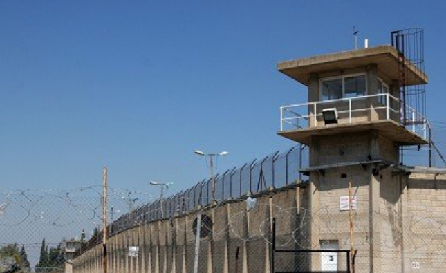 500 معتقل إداري يواصلون مقاطعة محاكم الاحتلال لليوم الـ78